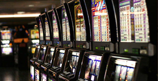 Bermain Casino Online Lebih Banyak Untung Atau Rugi